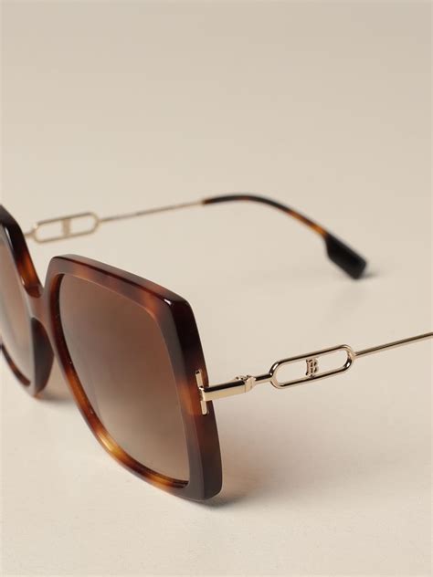 occhiali da sole burberry 2012|Occhiali da sole di Burberry Eyewear da donna .